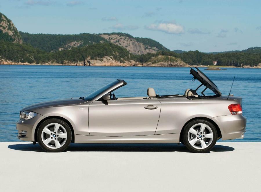  BMW 1-Series Convertible 2008 года  (фото 20 из 52)